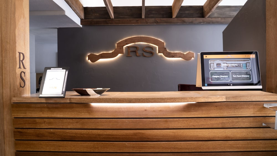 Lobby:1000px 3, Rundle Suites, Valley