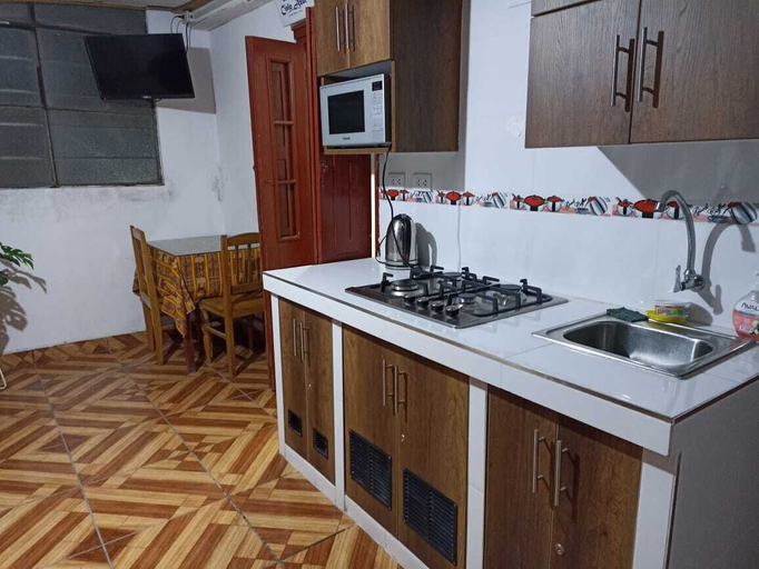 Others 5, Hostal Cielo Azul, Canta