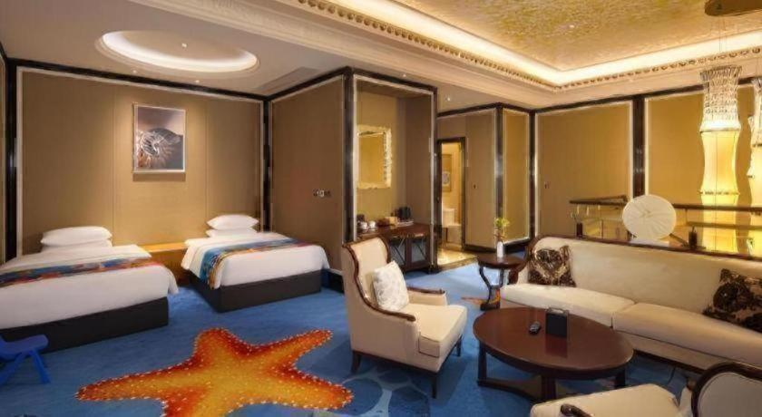 Bedroom 3, Chimelong Hengqin Bay Hotel, Zhuhai