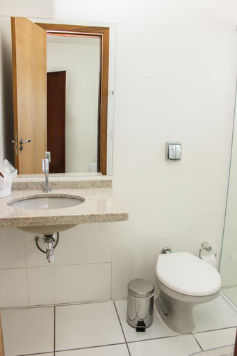 Bathroom 5, Hotel Sao Miguel, Tapurah