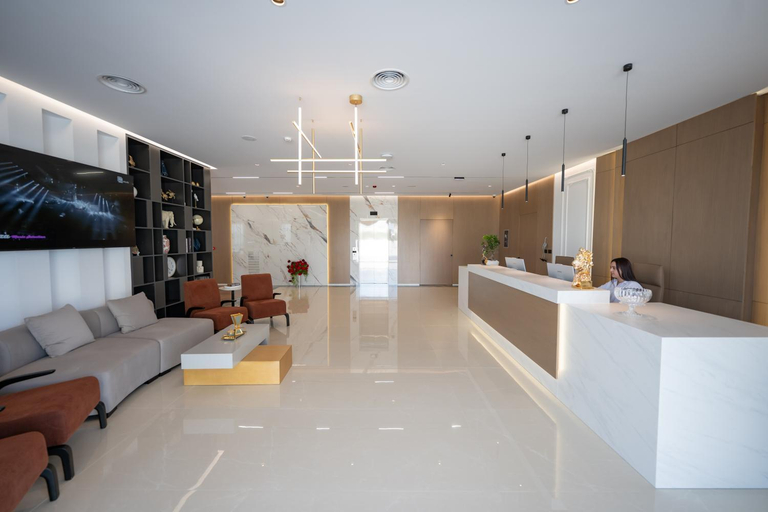 Lobby 5, Hotel By Holiday, Krujës