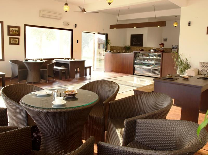 Food & Drinks 4, Soulacia Hotel & Resort, Mandla