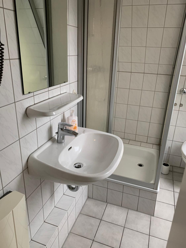 Bathroom 4, Rheinischer Hof Dormagen, Rhein-Kreis Neuss