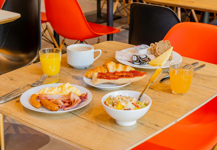 Food & Drinks 5, B&B HOTEL Arras Centre les places, Pas-de-Calais