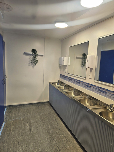 Bathroom 3, The Boathouse Lodge, Marlborough