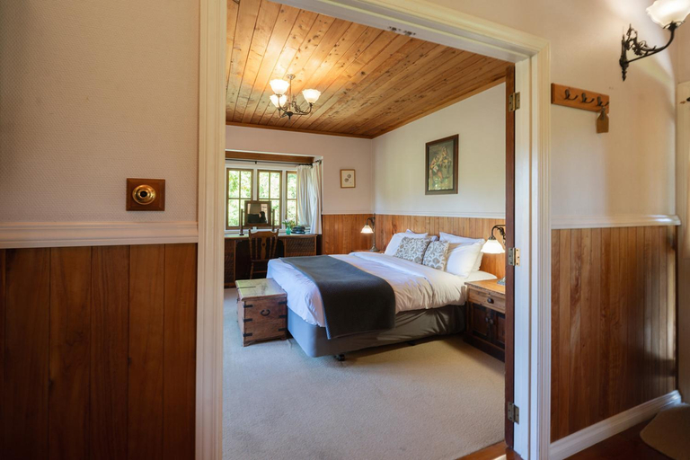 Bedroom 2, The Vineyard Cottages – Kumeu, Rodney