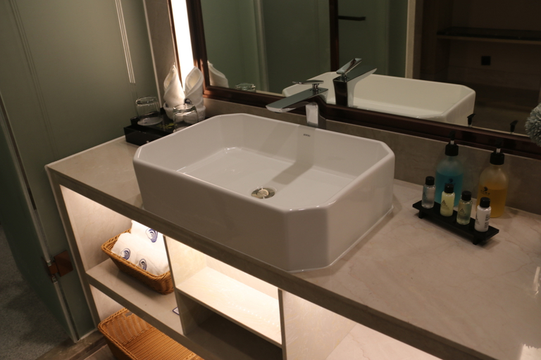 Bathroom, Pakning Hotel (Nanning Qingxiu Mountain Convention and Exhibition Center), Nanning