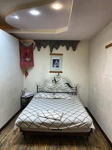 Others 3, Nor Nreni Hotel, Yerevan