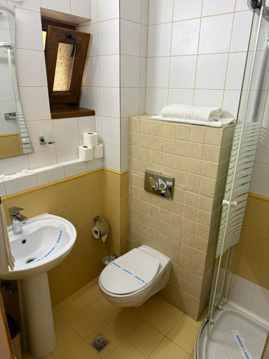 Bathroom, Hostel Nova Route, Navodari