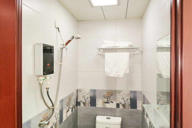 Bathroom 3, Hulun buir Shared express hotel, Hulunbuir