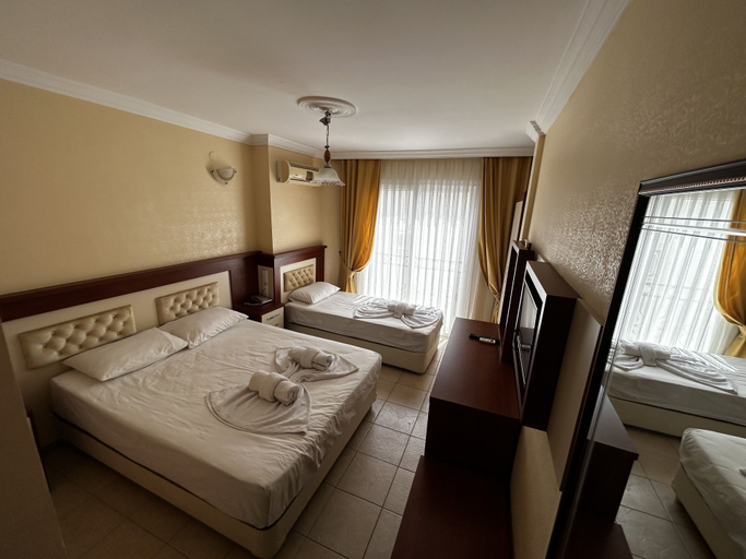 Bedroom 3, Hotel Korykos Kizkalesi, Silifke