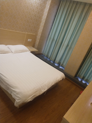 Bedroom 5, Yuyao Jiuxing Holiday Hotel, Ningbo