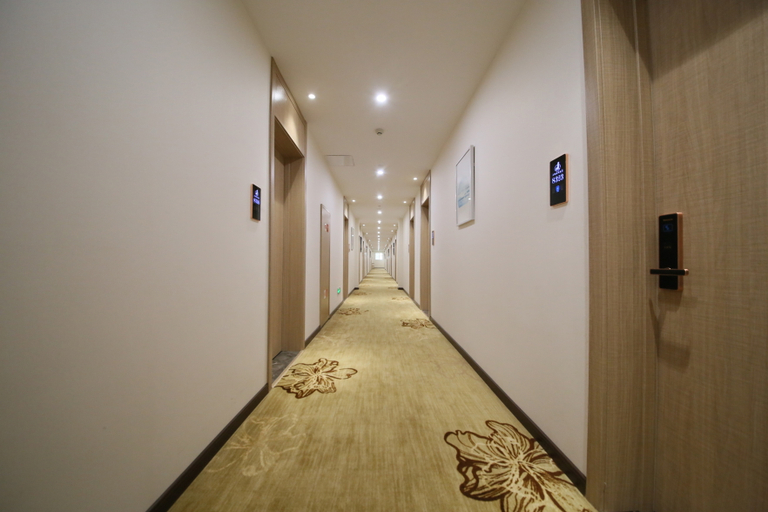 Others 3, ホテル (), Nanjing