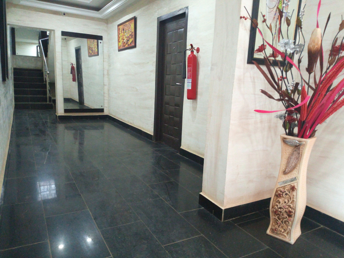 Public Area 3, Fortune Pearl Hotel, Alimosho