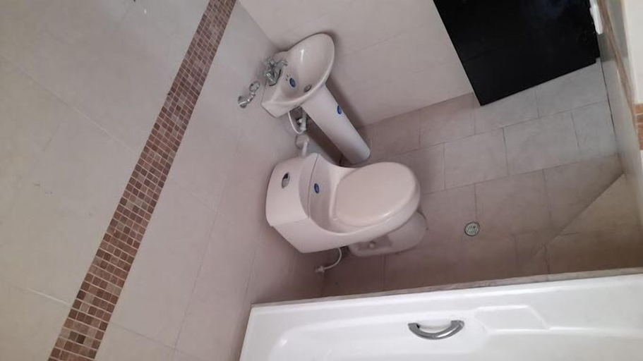 Bathroom, Hotel Kodiak Barrancabermeja, Barrancabermeja