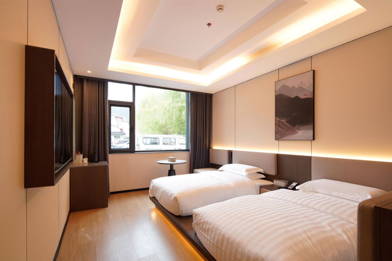 Bedroom 3, Days Inn By Wyndham Songpan Chuanzhu Temple, Ngawa Tibetan and Qiang