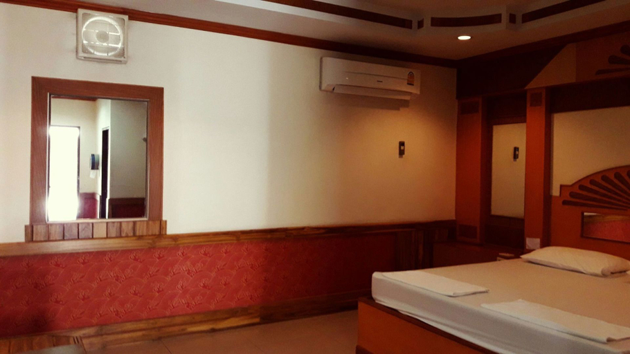 Bedroom 5, Bypass and Resort, Muang Kanchanaburi