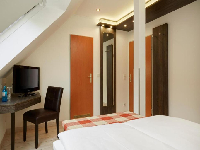 Bedroom 4, Sunday Hotel Nürnberg, Nürnberg
