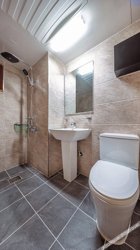 Bathroom 2, Gipei Wool Story Pension, Pocheon