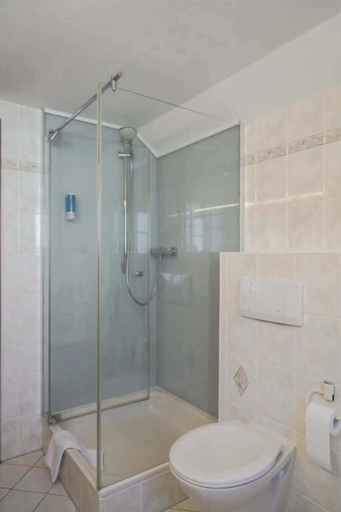 Bathroom 5, Hotel In der Breite, Zollernalbkreis