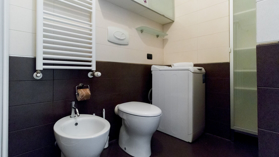 Bathroom 3, Italianway Easy - Marcantonio dal Re 20 C, Milano