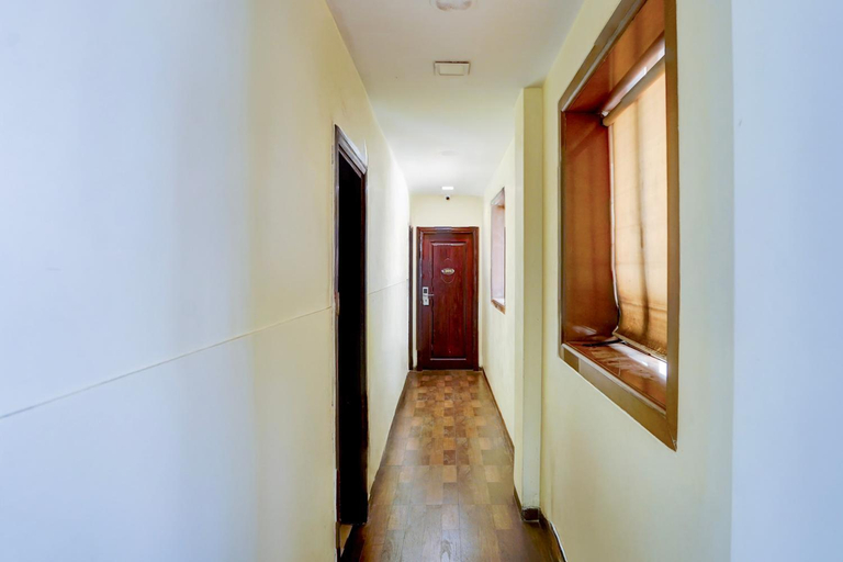 Public Area 2, Hotel Gold Coast, Mumbai City