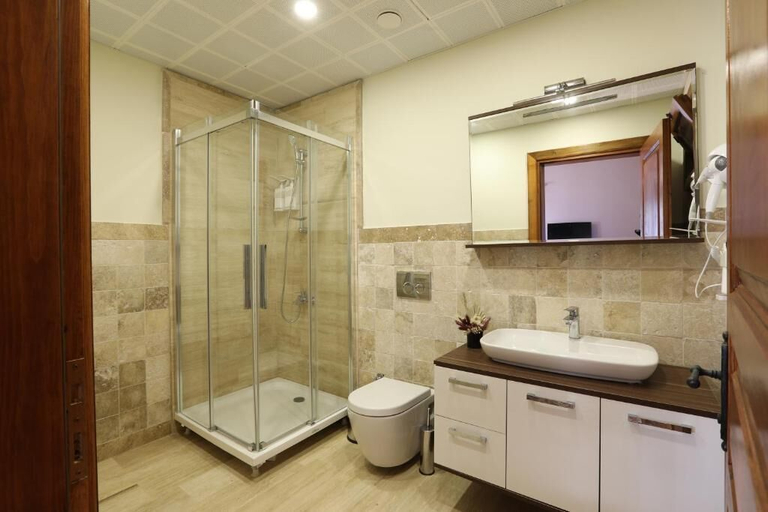 Bathroom, Tarihi Kumbaba Otel, Şile