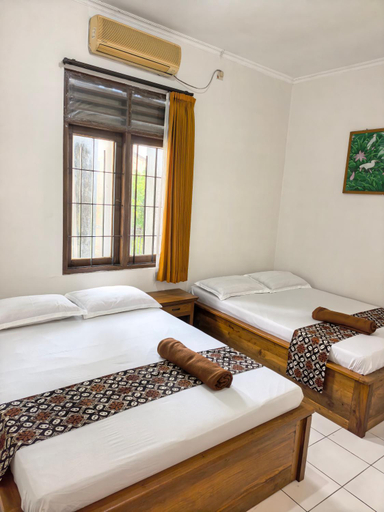 Bedroom 2, Santalum Hotel, Yogyakarta