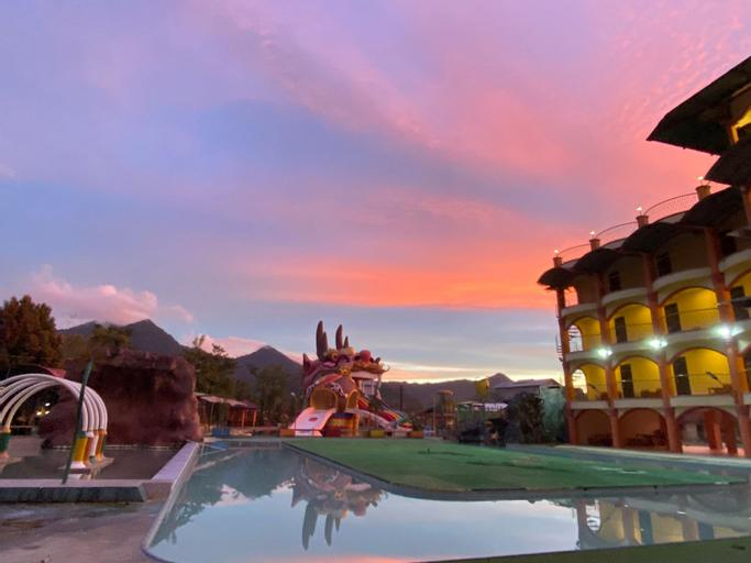 Exterior & Views 2, Hotel & Villa Gunung Jempol, Singkawang