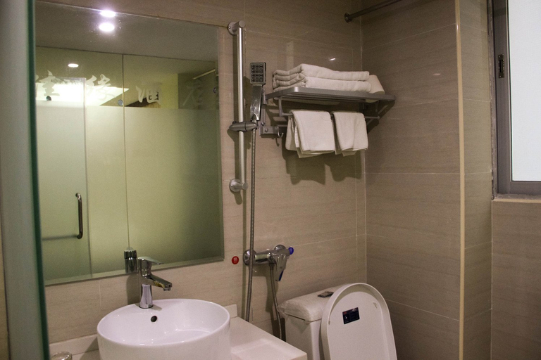 Bathroom 5, Hello Hotel (Guangzhou Railway Station Zhanqian Road), Guangzhou