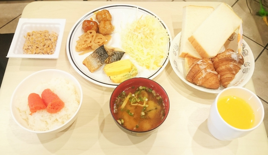 Food & Drinks 5, Amenityhotel in Hakata, Fukuoka