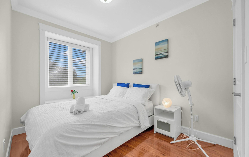 Room 1, Tranquil Oakridge Mall Area Ensuite Stay, Greater Vancouver