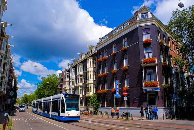Others, De La Haye, Amsterdam
