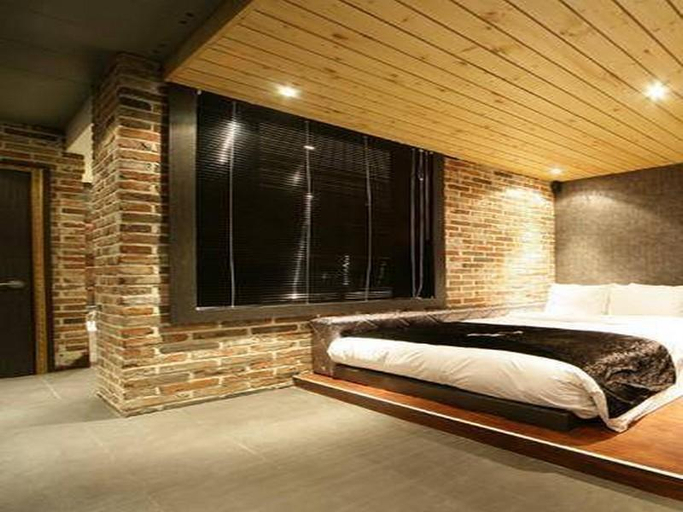 Bedroom 3, Ever Tourist Hotel, Gyeyang