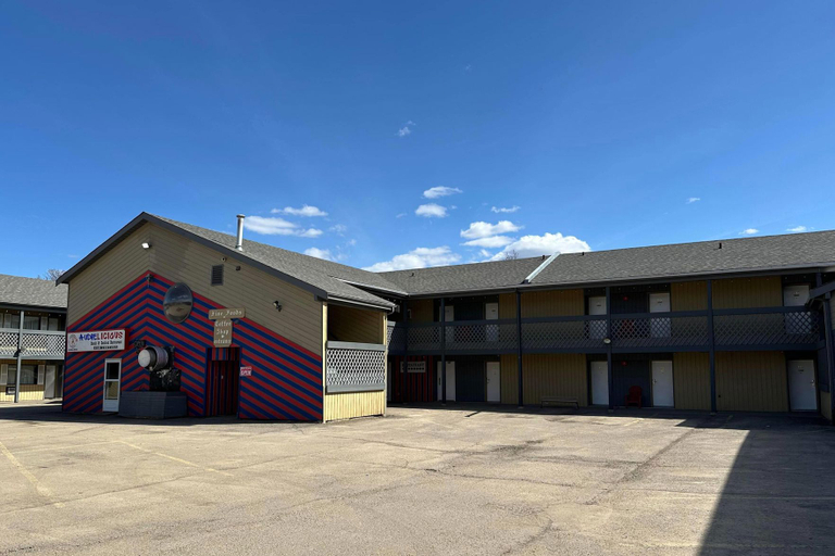 Exterior & Views 2, Travelodge by Wyndam Chetwynd, Peace River