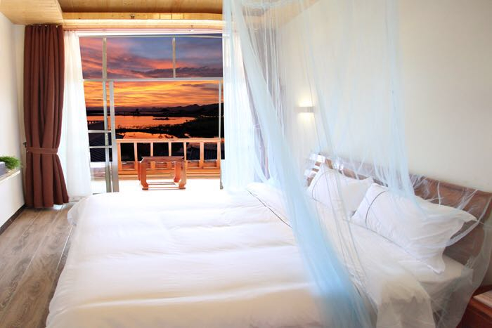 Bedroom, Awu Chain Inn (Puzhehei Heyun), Wenshan Zhuang and Miao