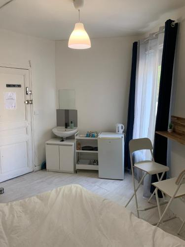 Others 3, Hotel La Defense, Hauts-de-Seine