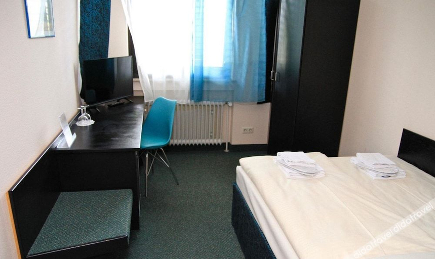 Bedroom 2, Hotel Stuttgart Nord, Stuttgart