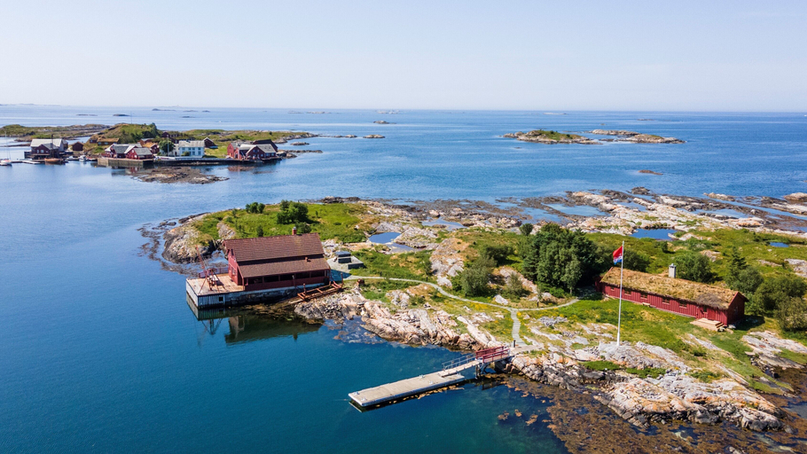 Exterior & Views, Korsholmen - by Classic Norway Hotels, Averøy