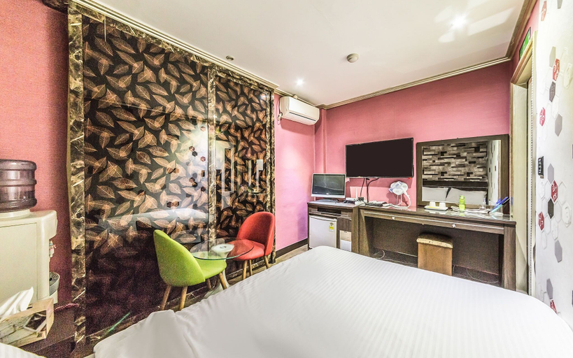 Bedroom 2, Myeonmok I-Zone, Jungnang