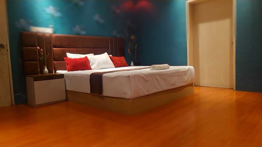 Bedroom 2, Rezala Restaurant Catering & Residence, Dhaka
