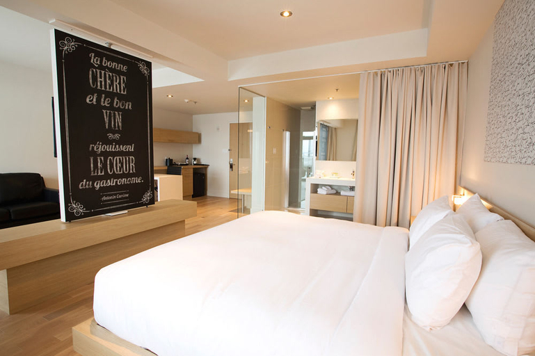 Bedroom 3, Hotel du Domaine, an Ascend Collection Hotel, L'Amiante