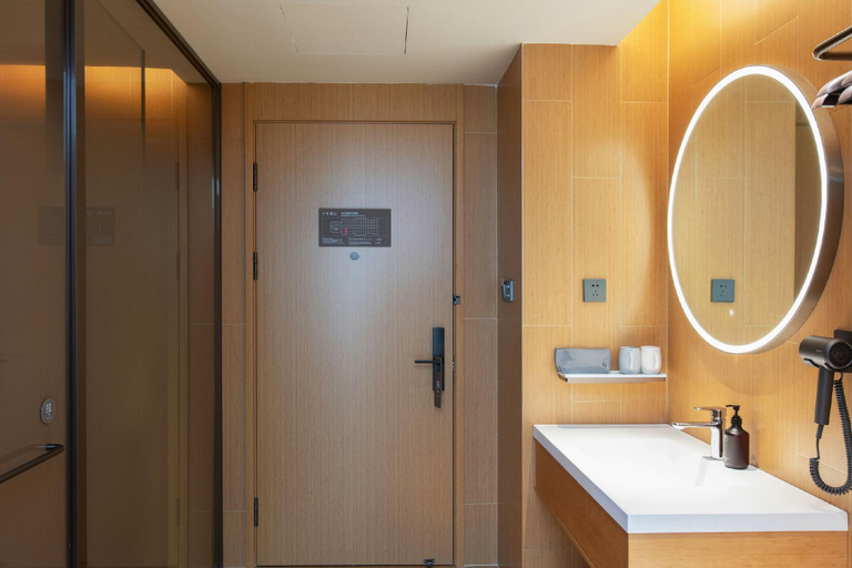 Bathroom 3, Ji Hotel Tianjin Zhongbei Haitai Automobile Park, Tianjin