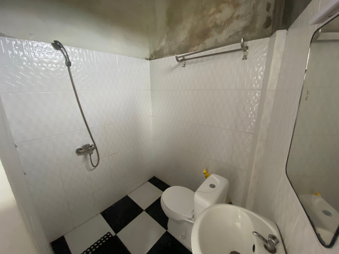 Bathroom 3, Black and Putih stay, Badung