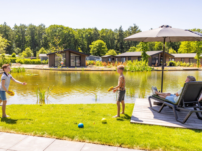 Others 2, Chalet by Pond in Holiday Park, Eersel