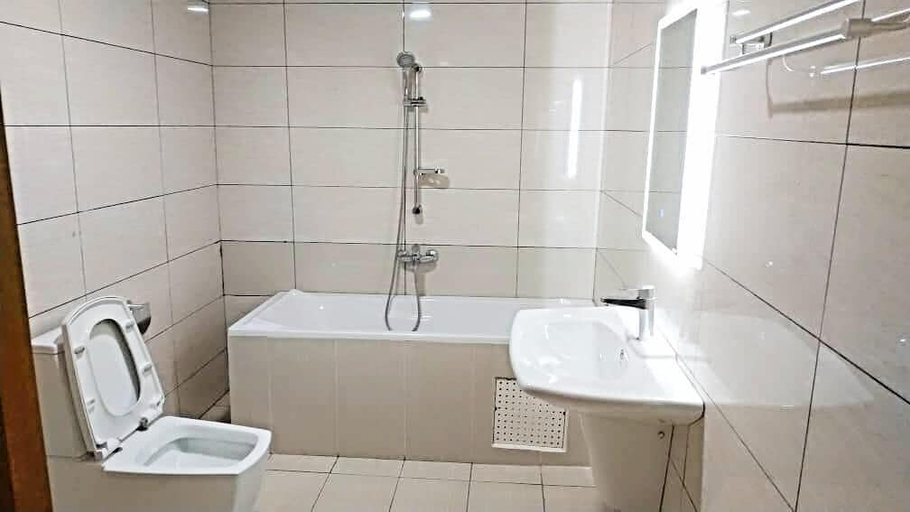 Bathroom, Riyad City, Wouri