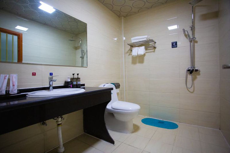 Bathroom, Guoxin Business Hotel, Xinxiang