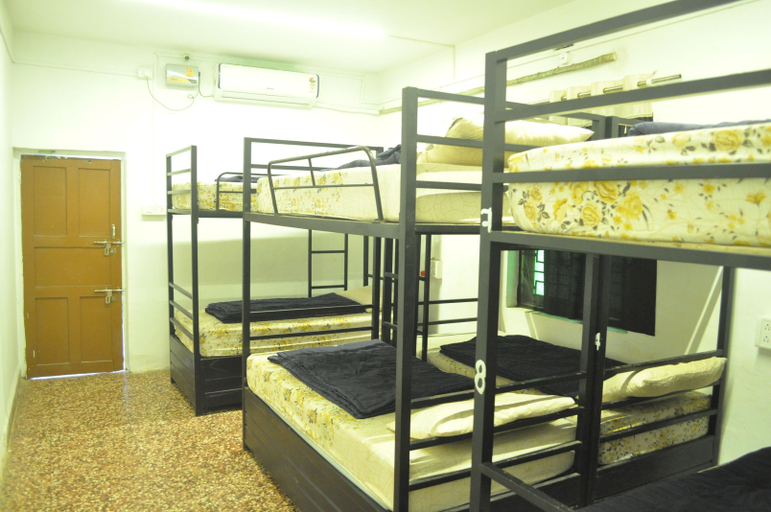 Bedroom 4, Kites Hostel and Rooms Goa - Near to Vagator Beach and Hilltop - Fine Dine Restaurant, North Goa