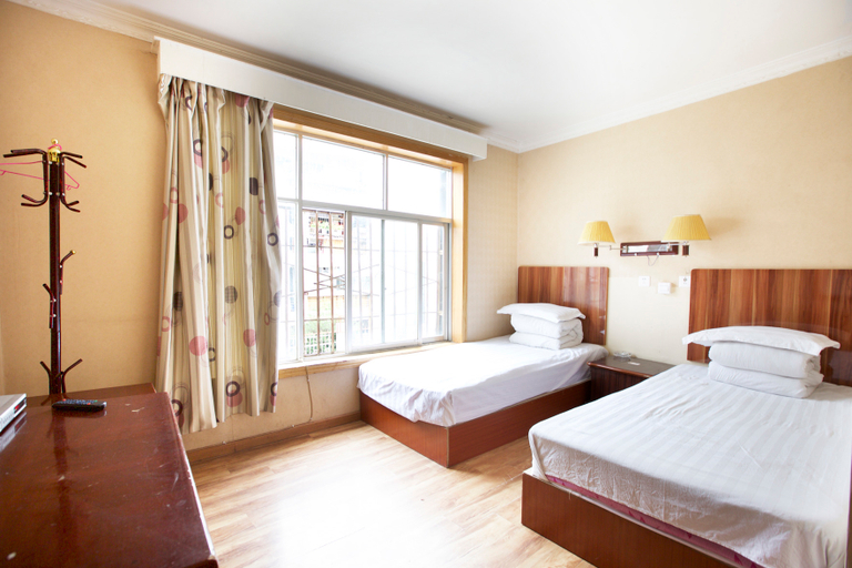 Bedroom, Lhasa All Of The World Hotel, Lhasa