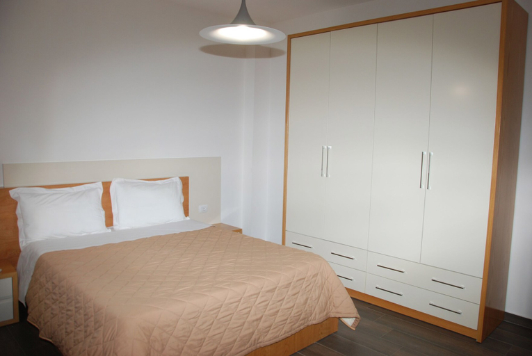 Bedroom 2, サンライズ ラグジュアリー アパートメンツ, Sarandës